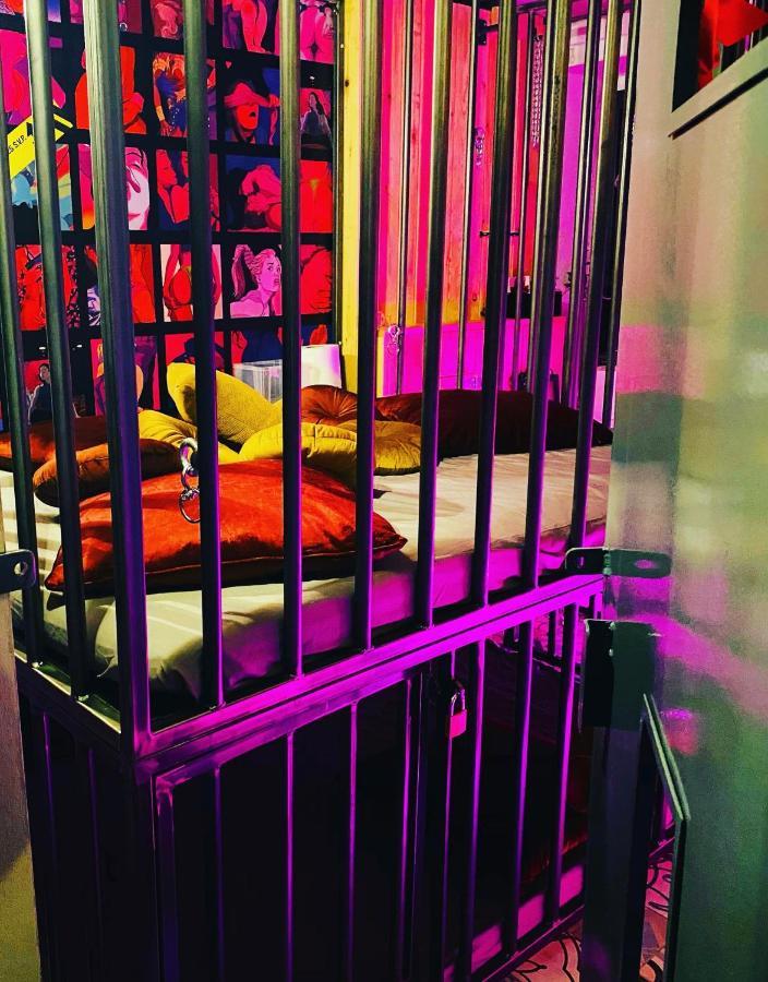 Secret Room Votre Love Room Coquine Et Insolite En Espace Privatif A 图尔奈 外观 照片