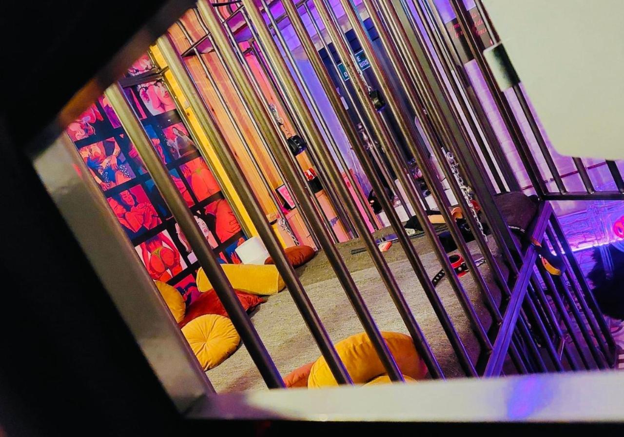 Secret Room Votre Love Room Coquine Et Insolite En Espace Privatif A 图尔奈 外观 照片